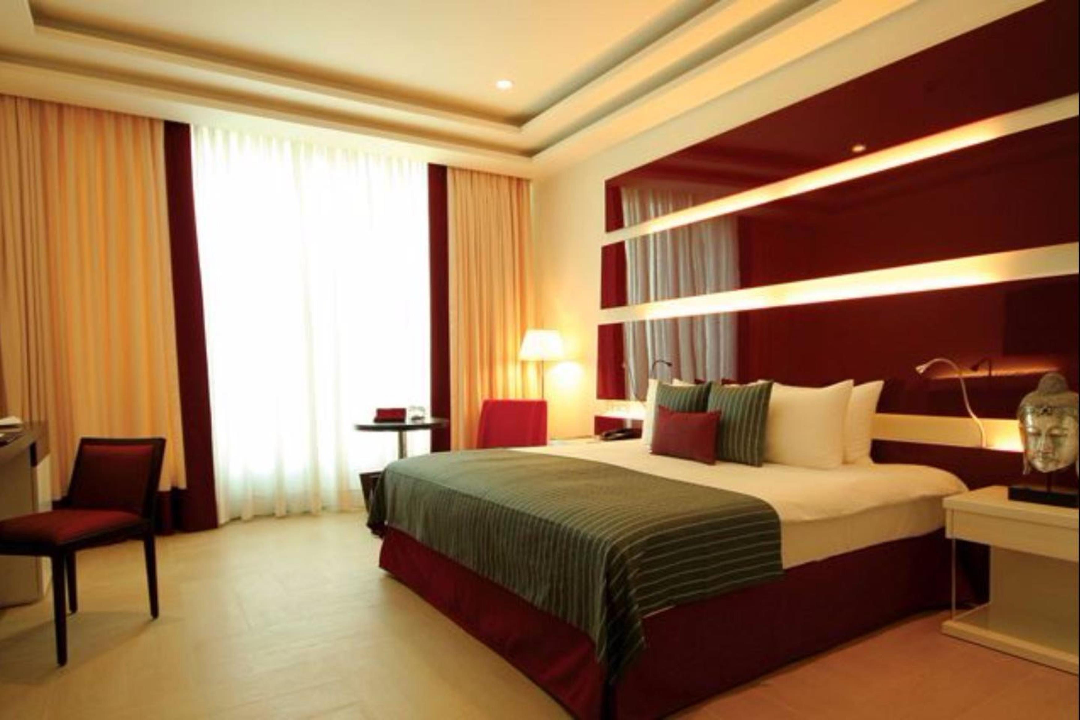 Welcomhotel By Itc Hotels, Dwarka, New Delhi Ngoại thất bức ảnh A room at the hotel