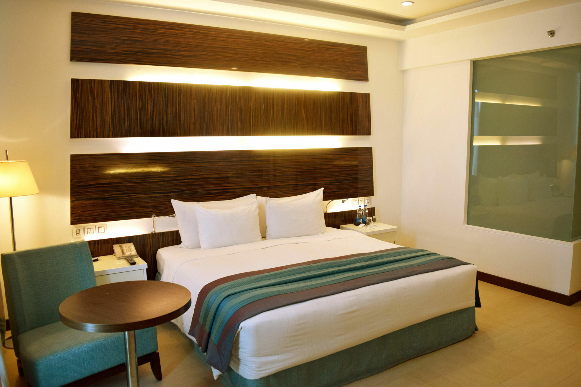 Welcomhotel By Itc Hotels, Dwarka, New Delhi Ngoại thất bức ảnh A bedroom at the hotel
