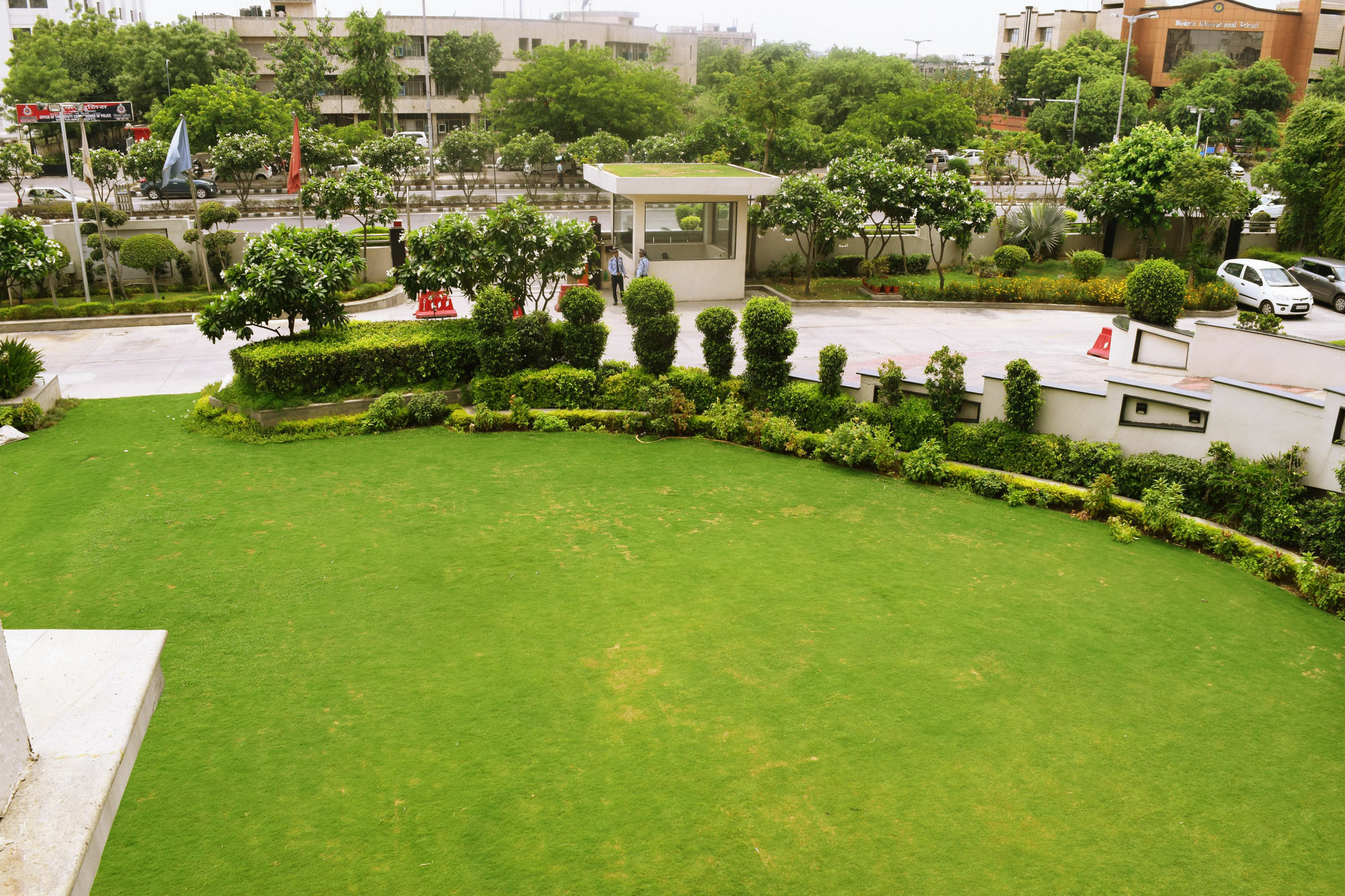 Welcomhotel By Itc Hotels, Dwarka, New Delhi Ngoại thất bức ảnh A view of the campus